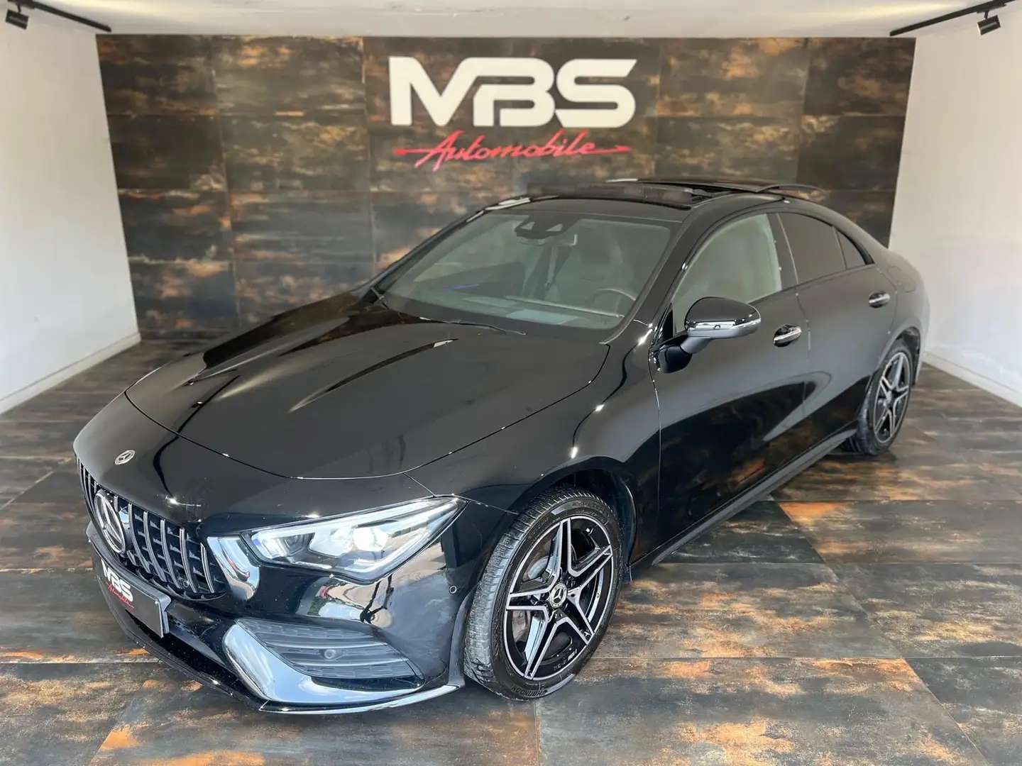 Mercedes-Benz CLA 250 eAMG * HYBRIDE * CAMÉRA * TOIT OUVRANT * LED Negru - 1