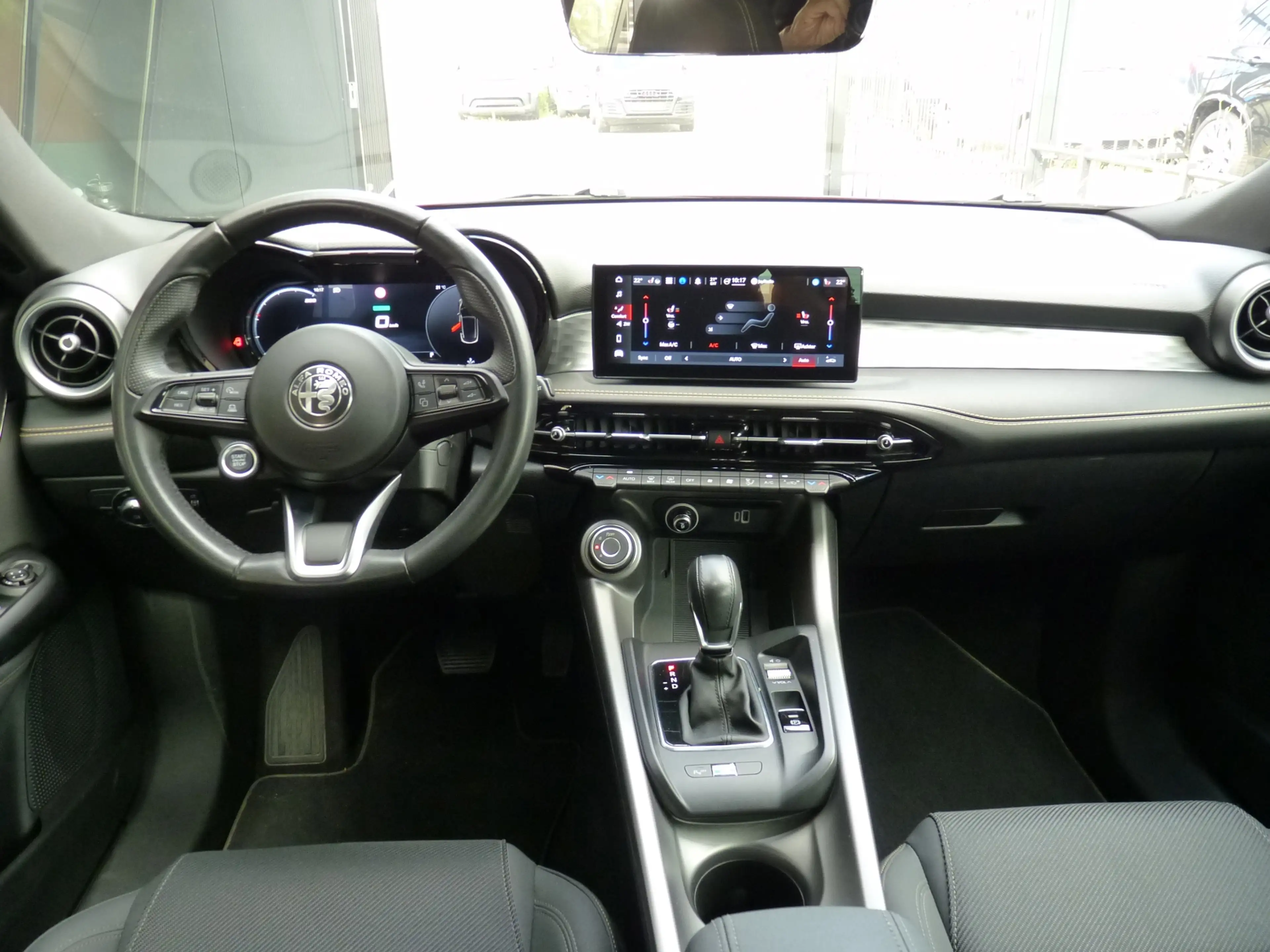 Alfa Romeo Tonale 1.5T Hybrid Ti — photo 5