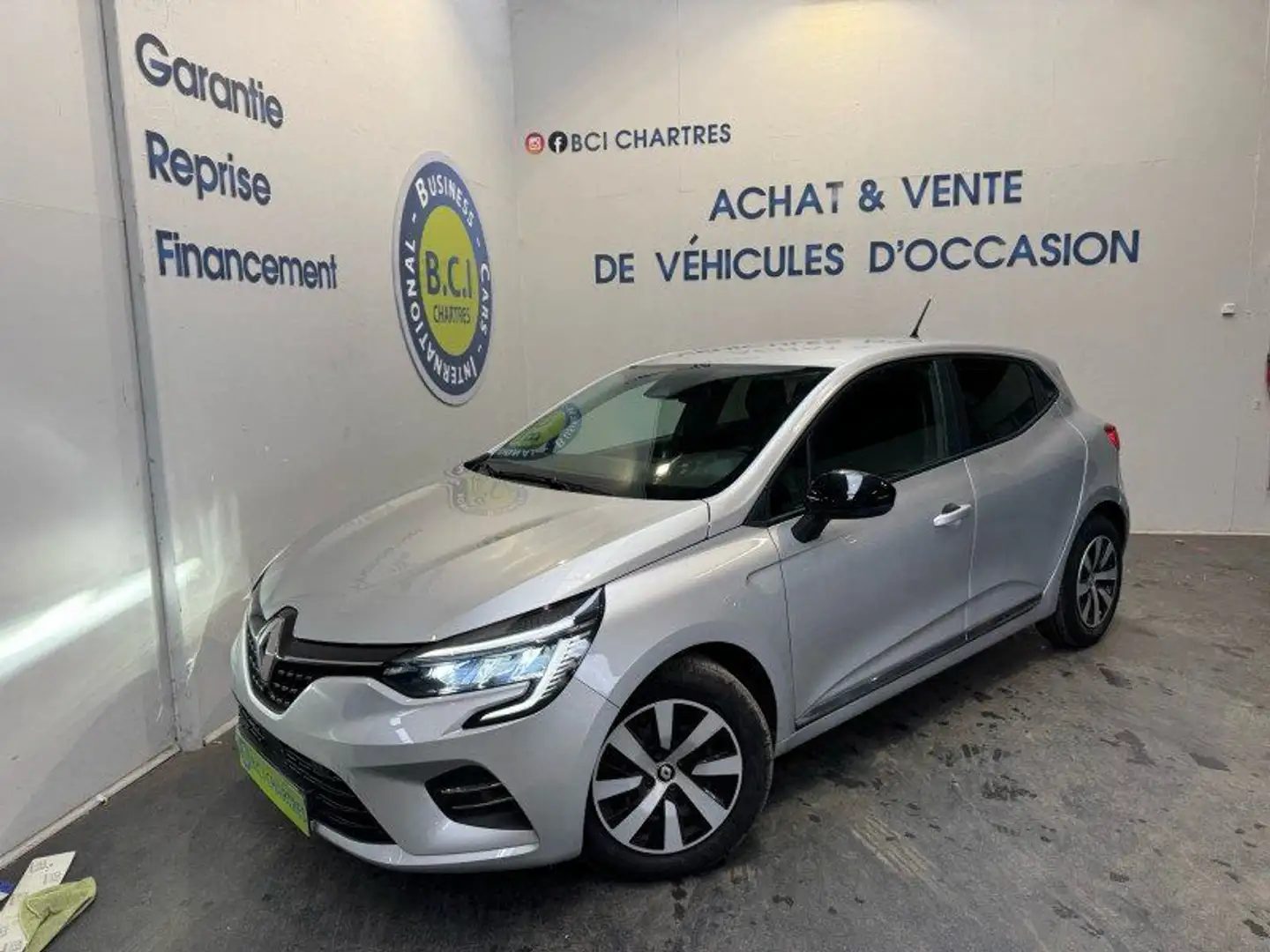 Renault Clio V 1.0 TCE 90CH BUSINESS X-TRONIC -21N Gris - 1