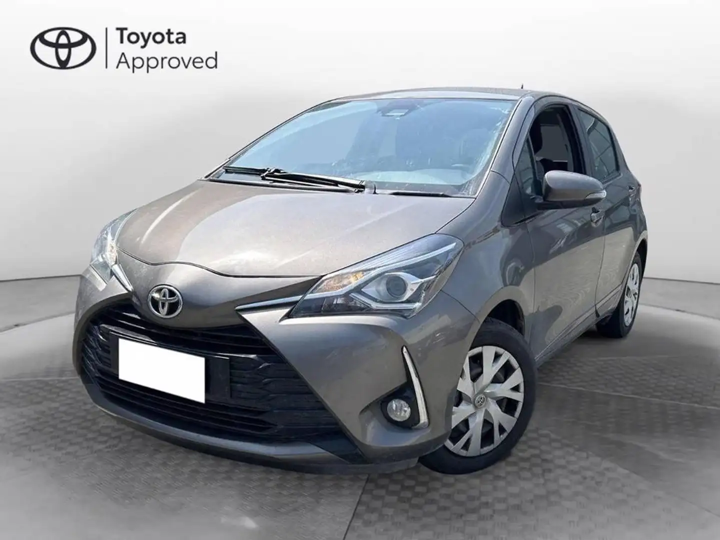 Toyota Yaris 5p 1.5 Lounge Bianco - 1