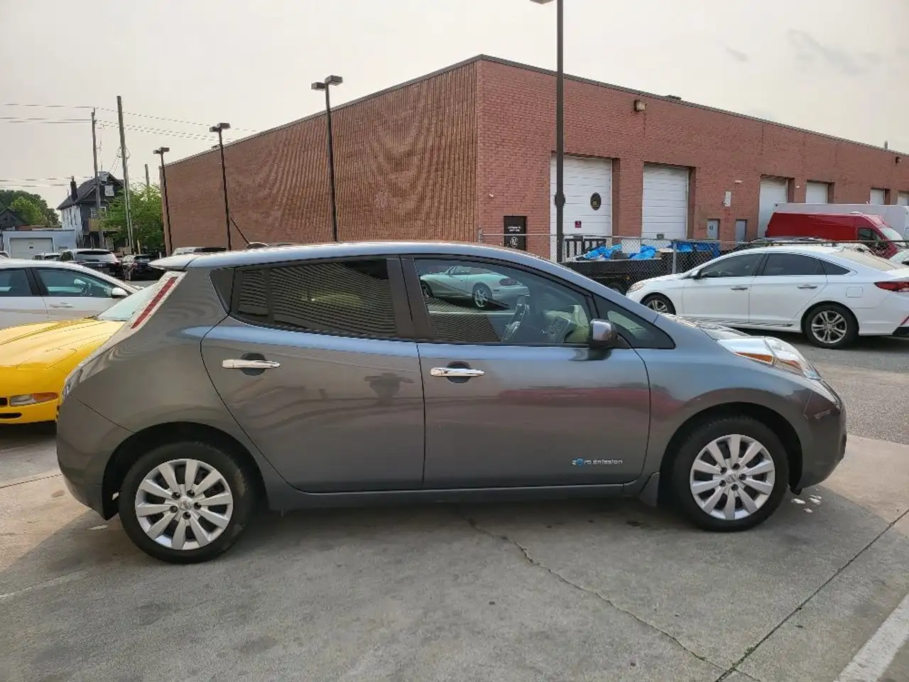 Nissan Leaf снимка Nissan Leaf