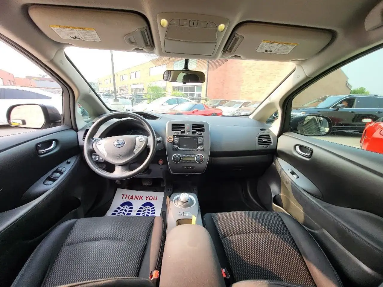 Nissan Leaf снимка Nissan Leaf
