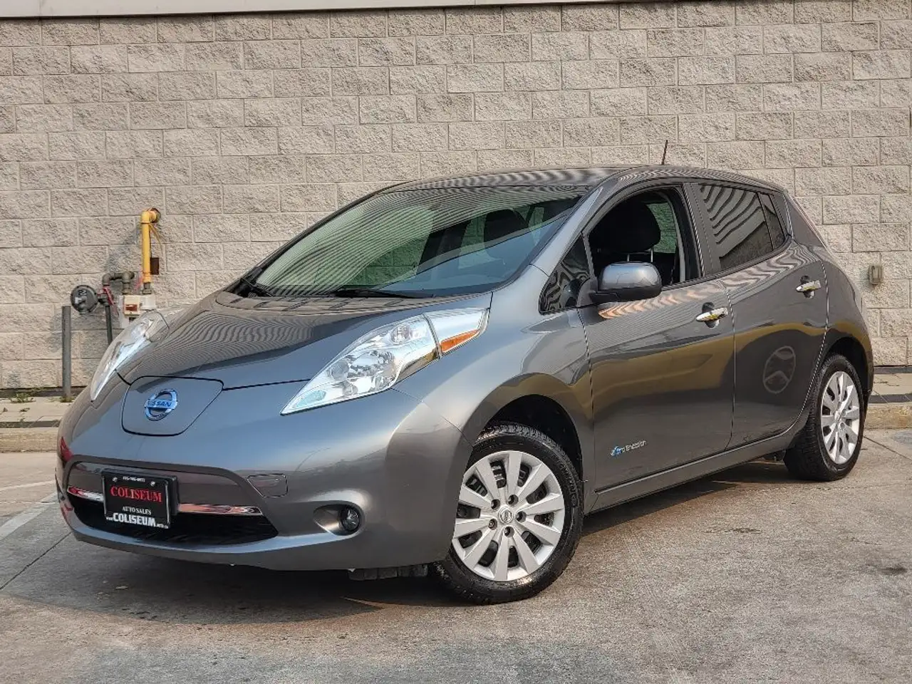 Nissan Leaf снимка Nissan Leaf