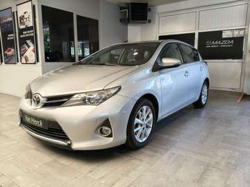 1.6i Luxe