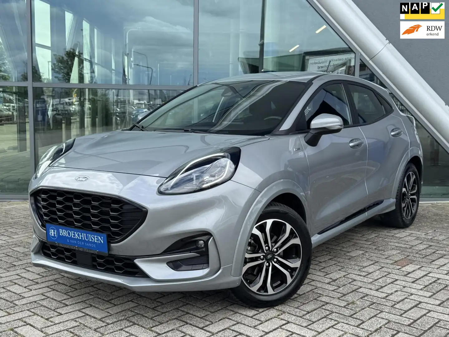 Ford Puma 1.0 EcoBoost Hybrid ST-Line 125pk Navigatie / Wint Grijs - 1