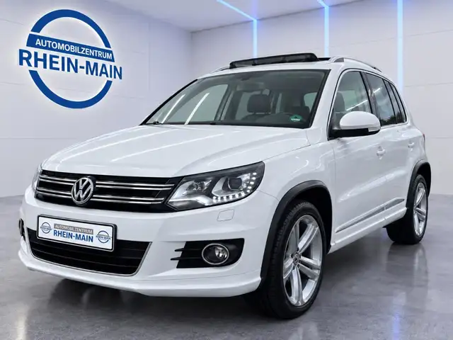 Volkswagen Tiguan R-Line Cup Sport & Style Panorama AHK