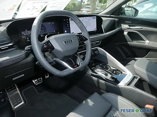 Audi Q5 view 7