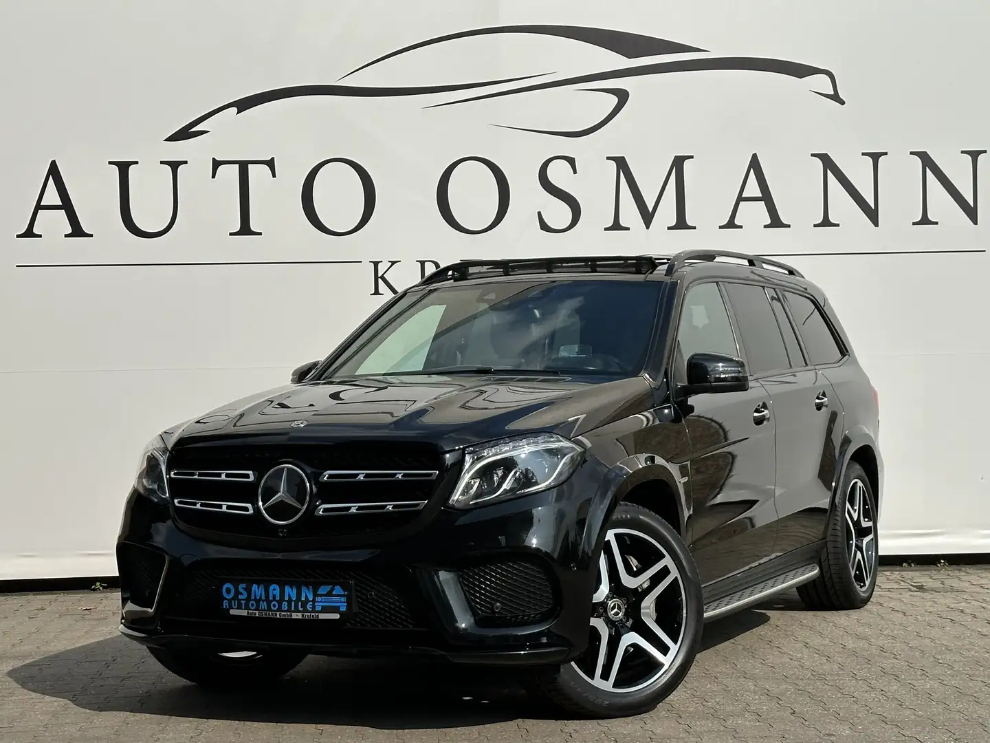 Mercedes-Benz GLS 500 4M 9G-TR AMG Line Grand Edition 7-Sitzer Černá - 1
