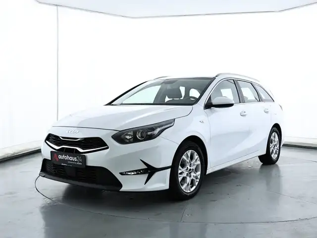 Kia Ceed view 3