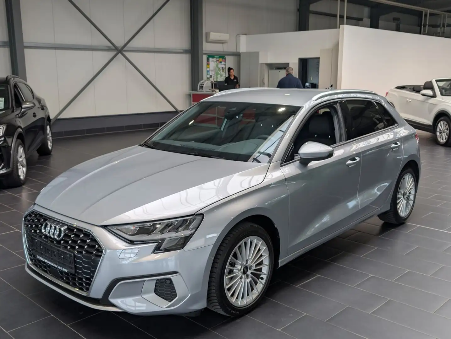 Audi A3 35 TDISportback S tronic advanced Navi 1.Hand Silber - 1