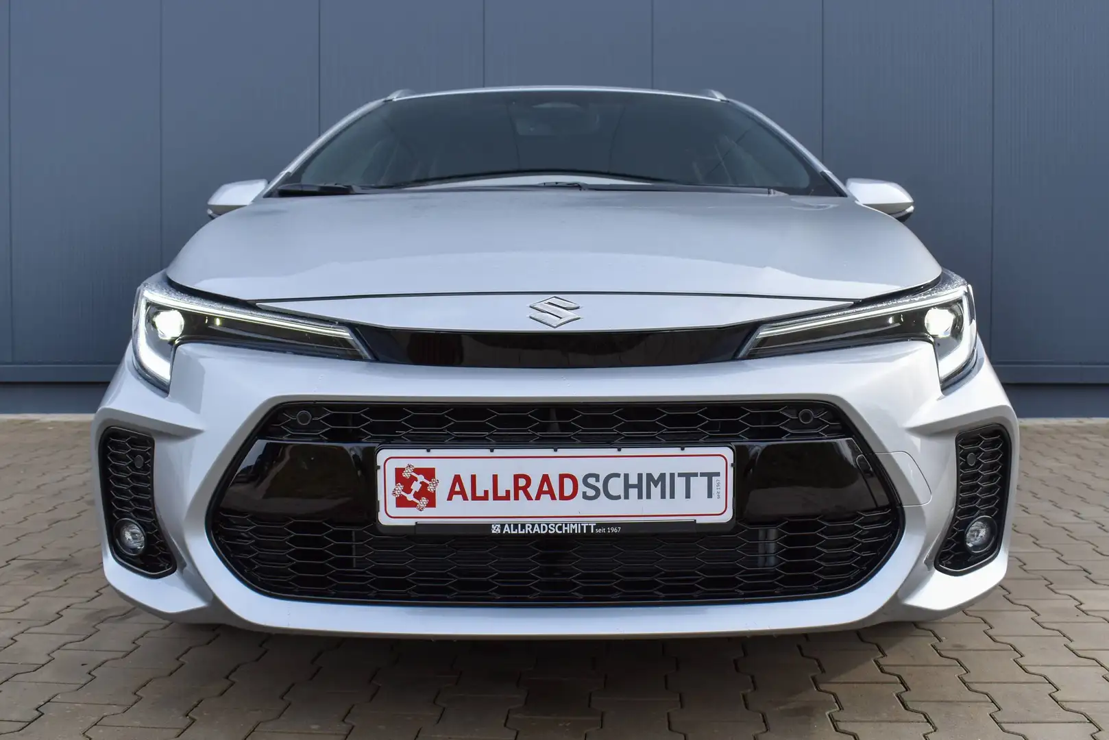 Suzuki Swace Comfort+ 1.8l CVT Hybrid Silber - 2