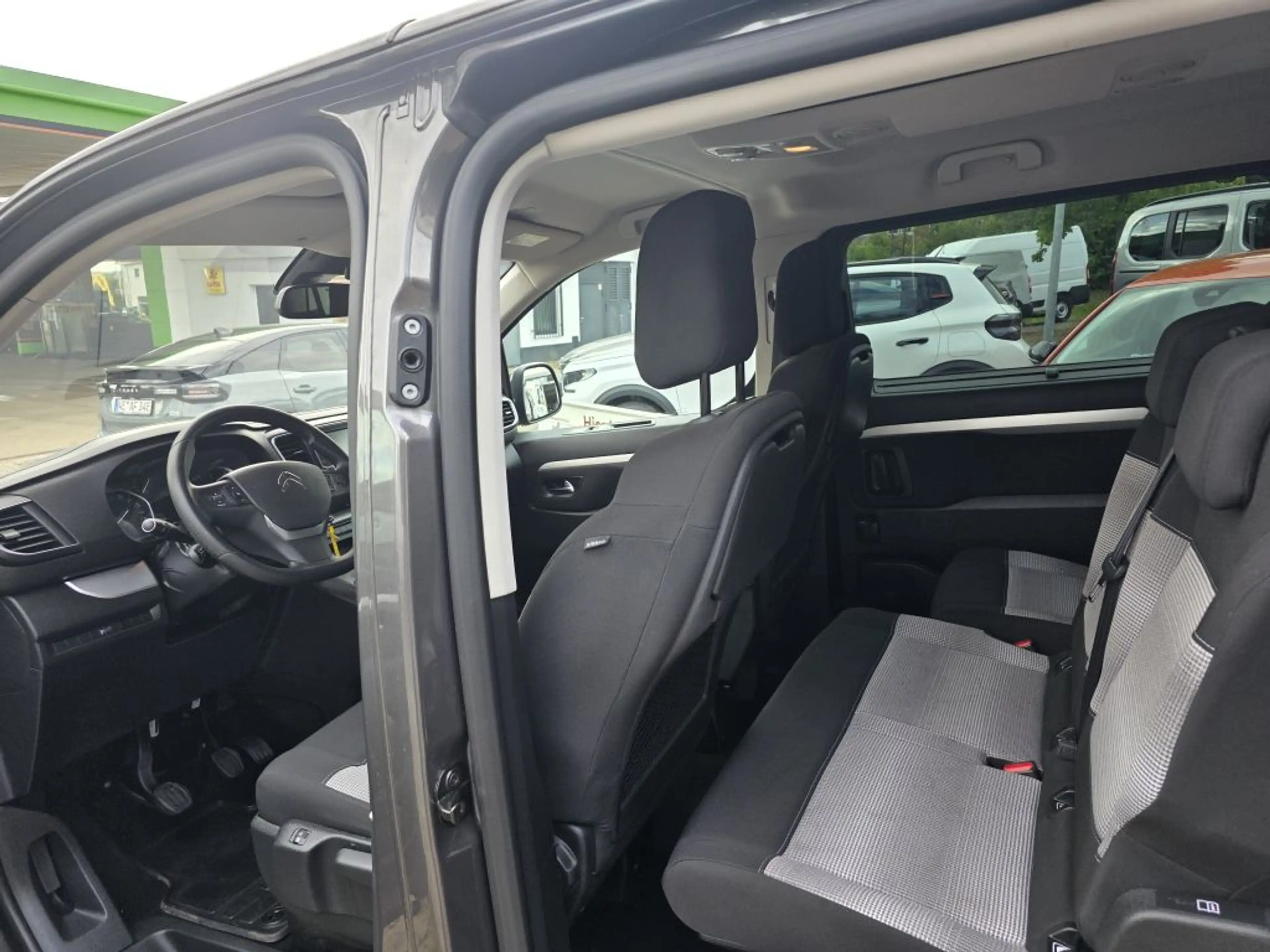 Citroen Spacetourer M 2.0 BlueHDi 145 S&S Feel — photo 7