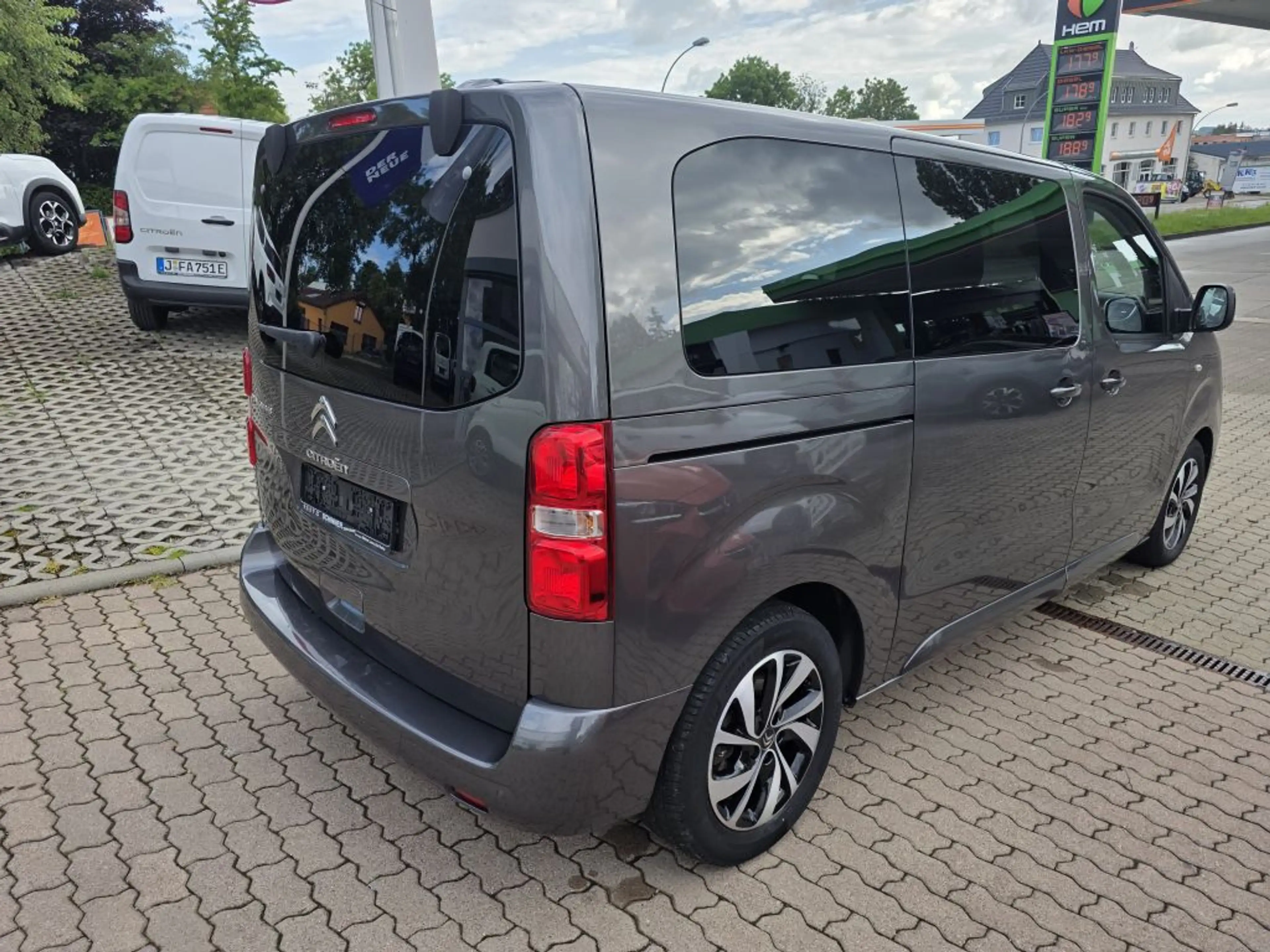Citroen Spacetourer M 2.0 BlueHDi 145 S&S Feel — photo 10