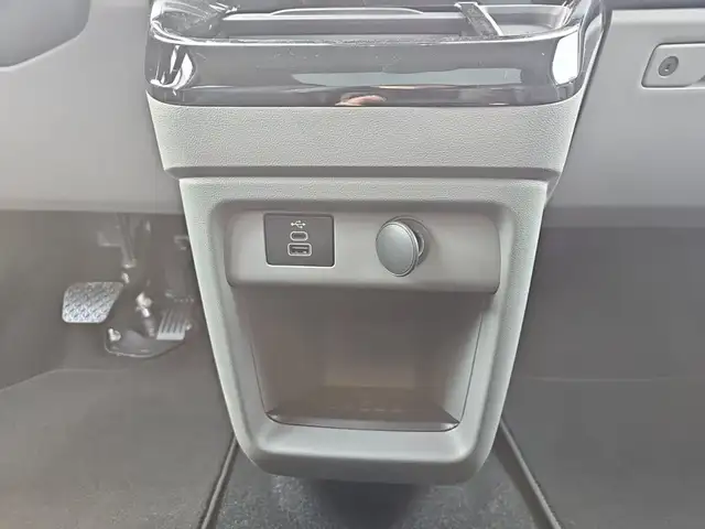 Ford Transit Custom Tourneo Custom Bus Sport 320L1 2,0L Eblue 170PS A AWD Ansicht 15