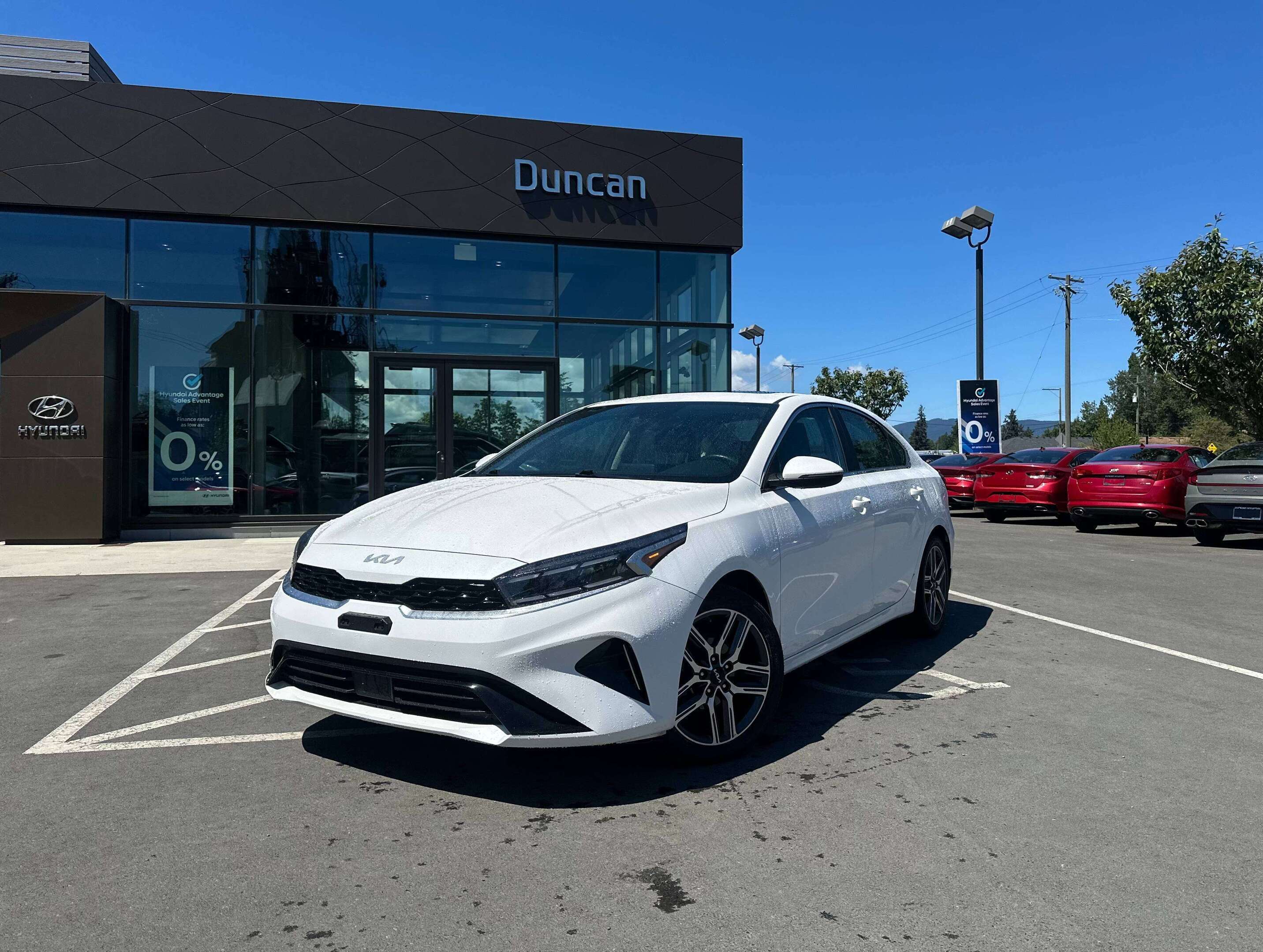 White 2023 Kia Forte Sedan  Automatic