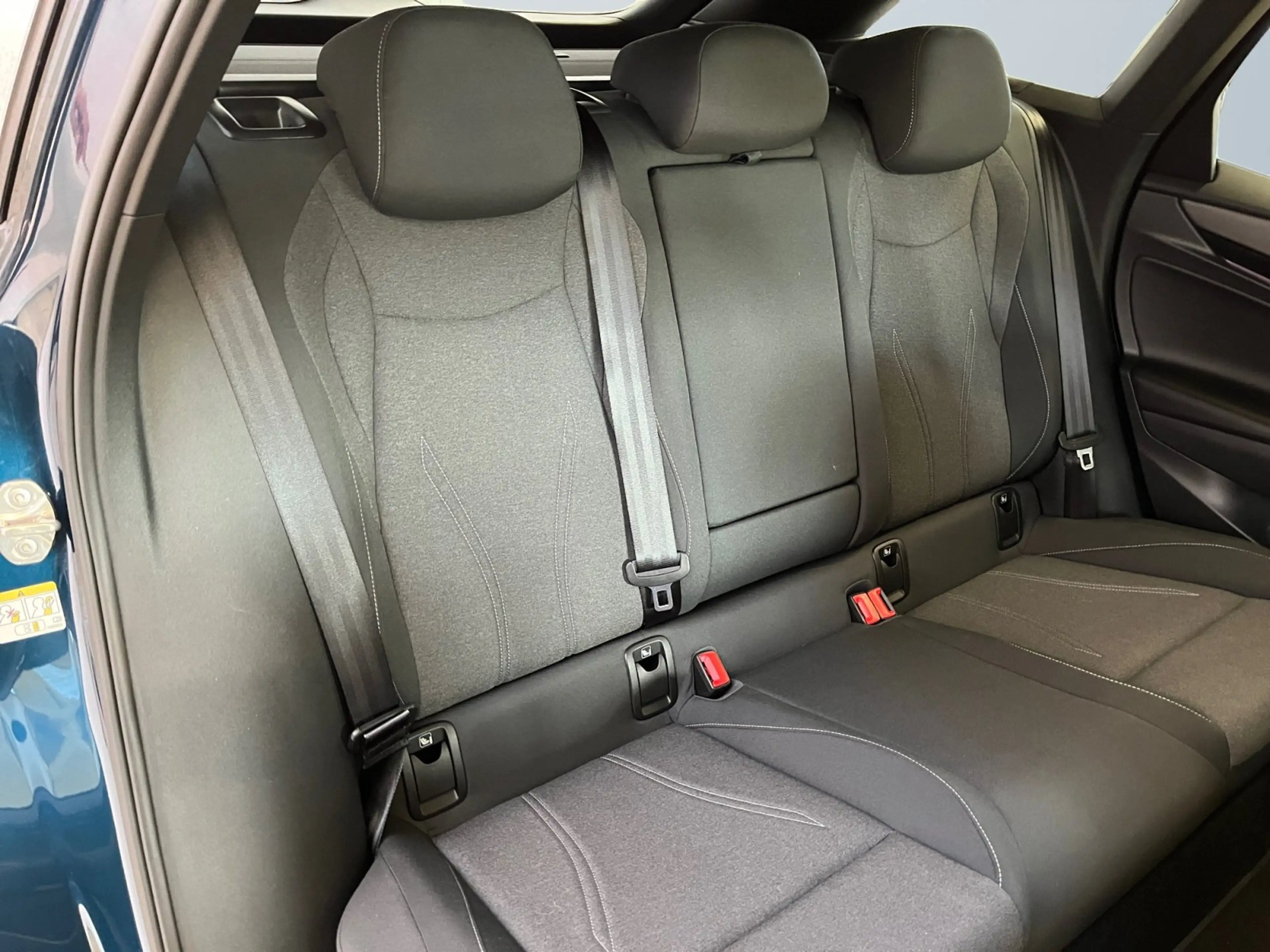 Volkswagen ID.7 Tourer Pro 77kWh Standklima AHK Wärmepumpe — photo 11