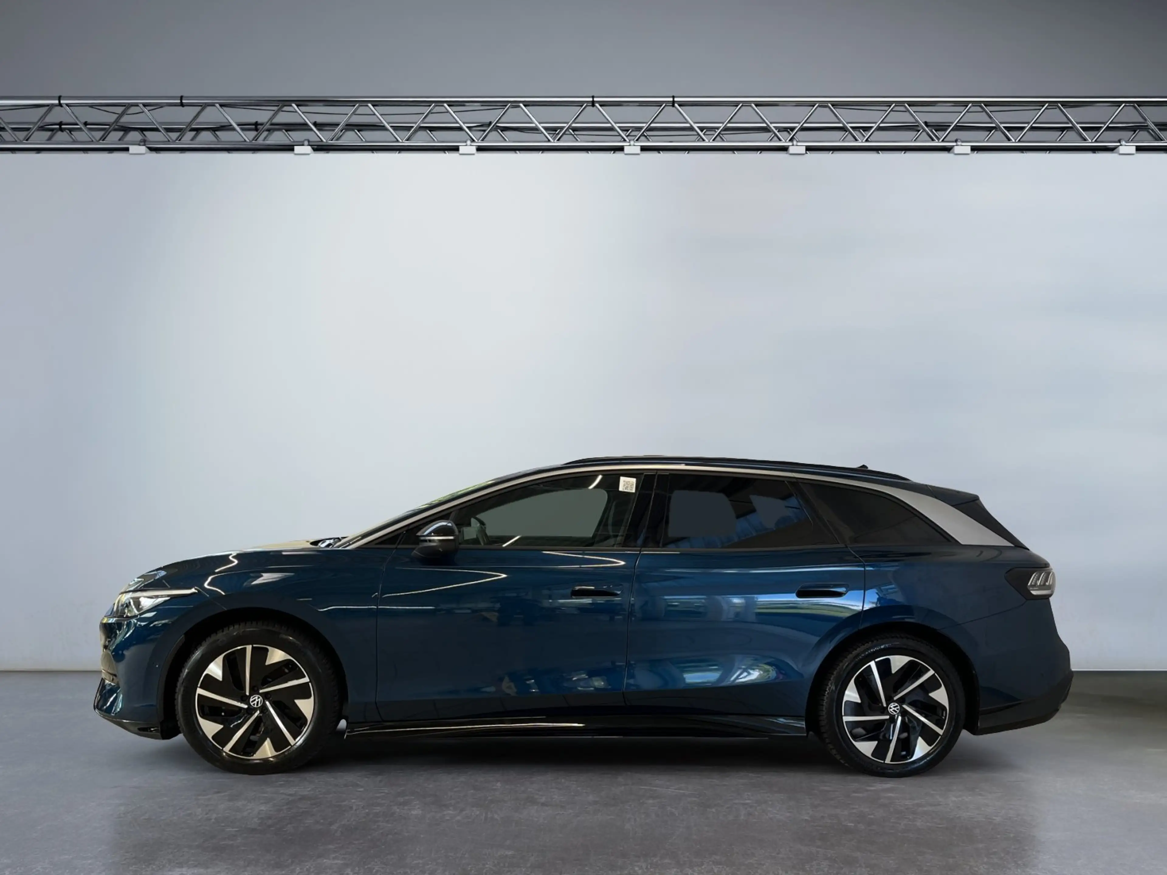 Volkswagen ID.7 Tourer Pro 77kWh Standklima AHK Wärmepumpe — photo 3