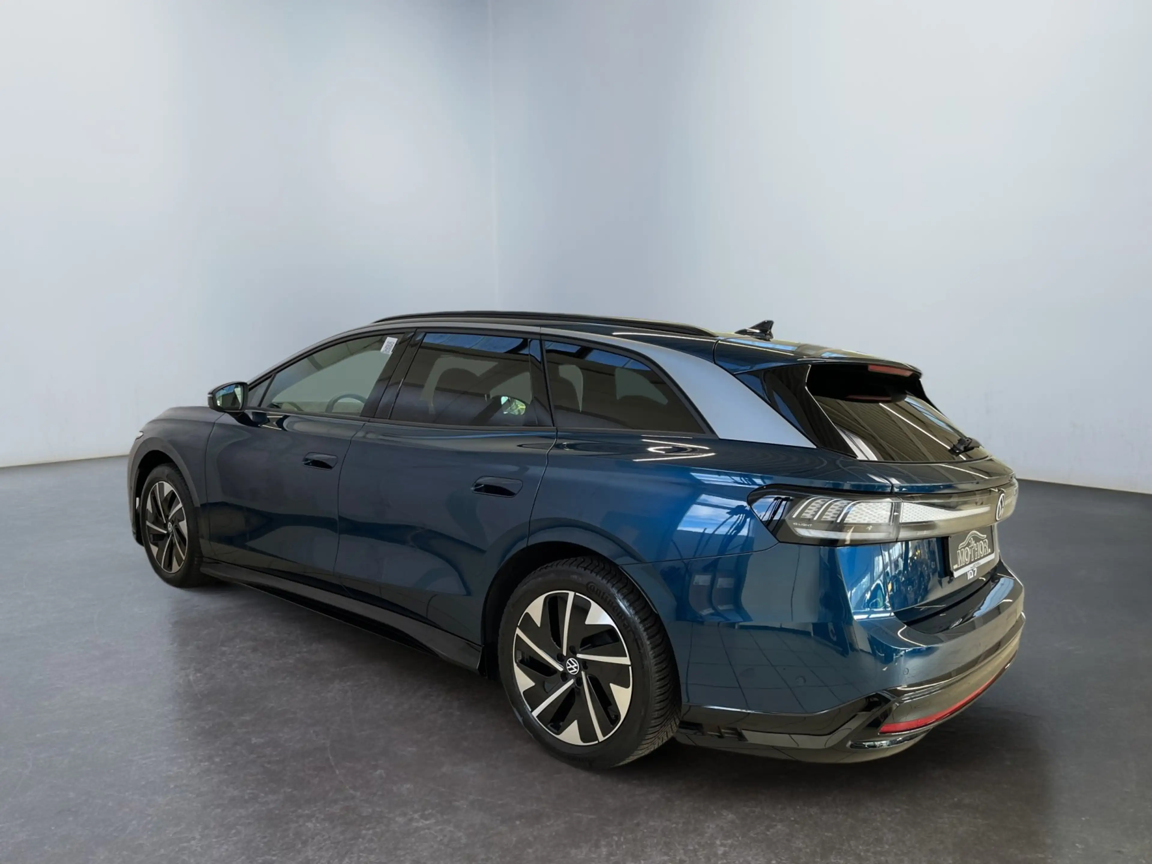 Volkswagen ID.7 Tourer Pro 77kWh Standklima AHK Wärmepumpe — photo 4