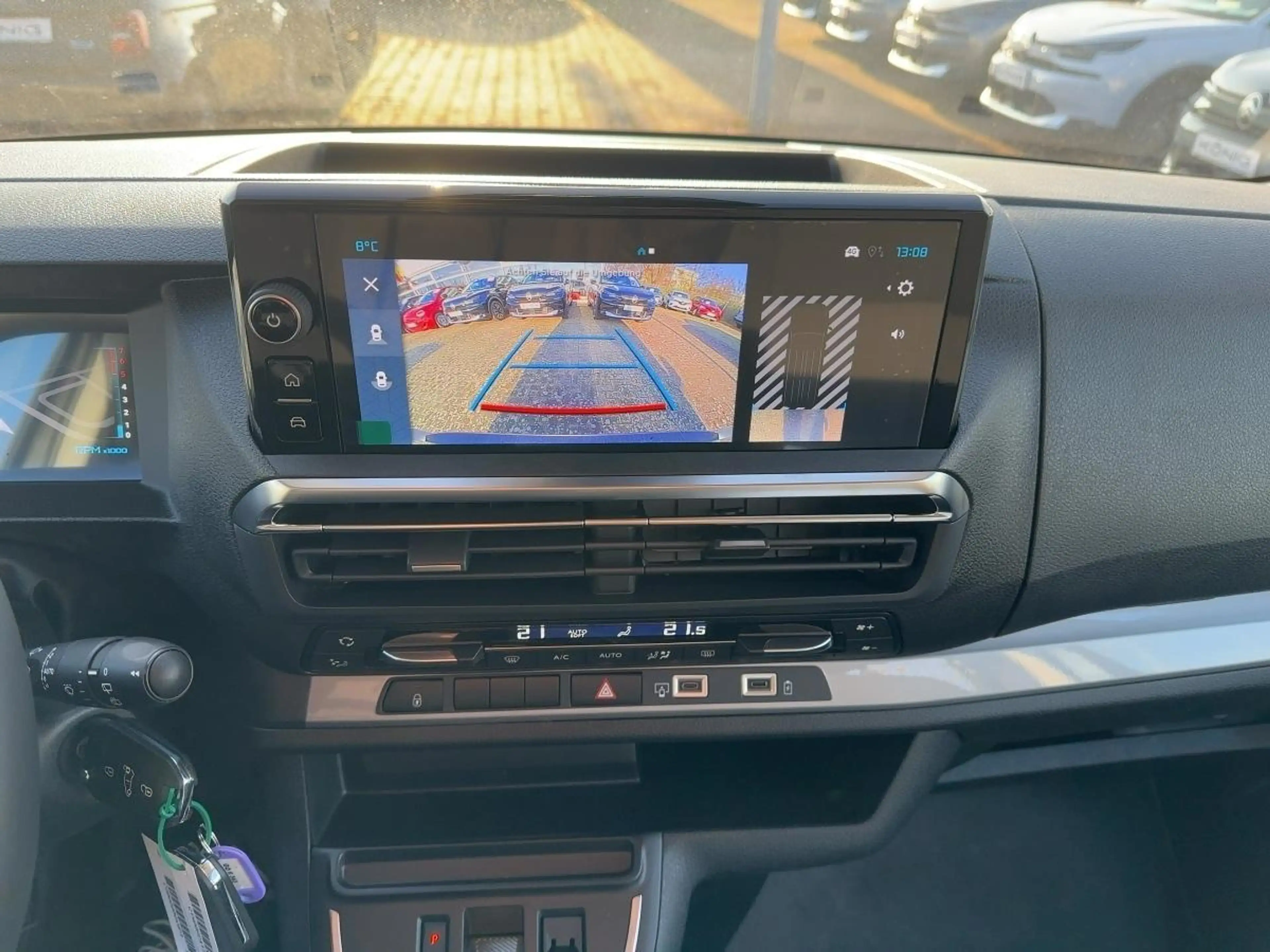 Citroen Spacetourer Plus XL BlueHDi 2.2 180 Automatik — photo 14
