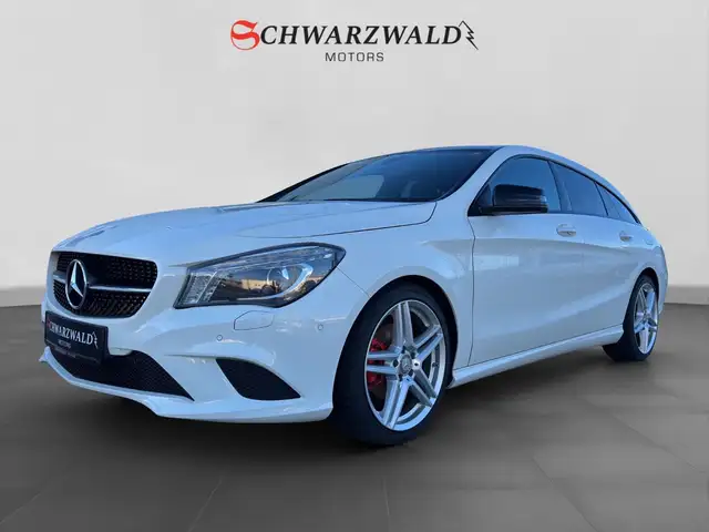 Mercedes-Benz CLA Shooting CLA 180 Night Paket Shz Xenon TÜV