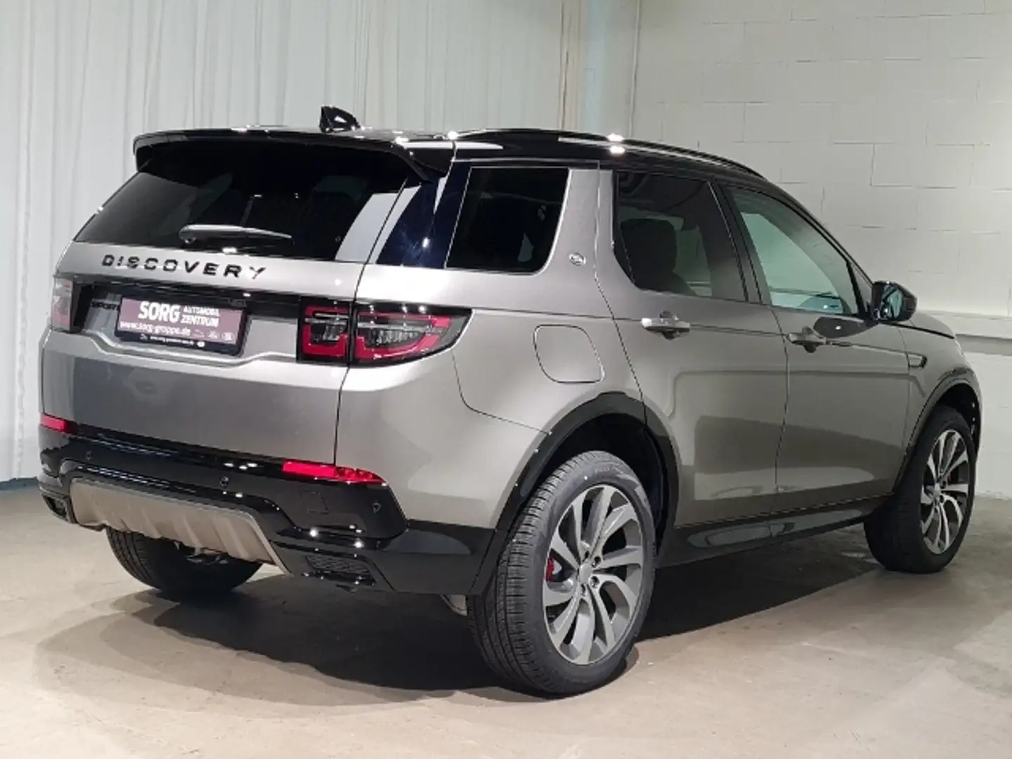 Land Rover Discovery Sport P300e Dynamic SE AWD Silber - 2