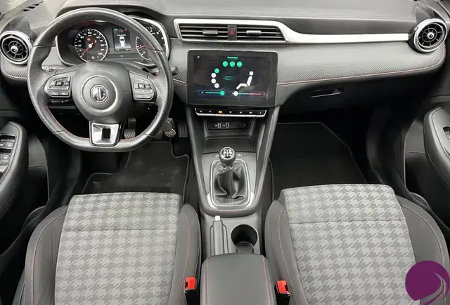 MG ZS view 7