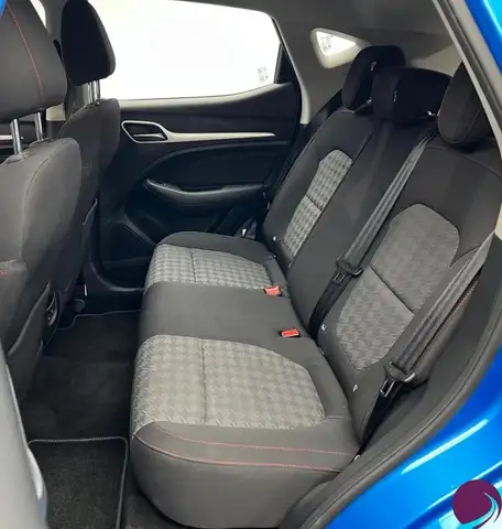 MG ZS view 9