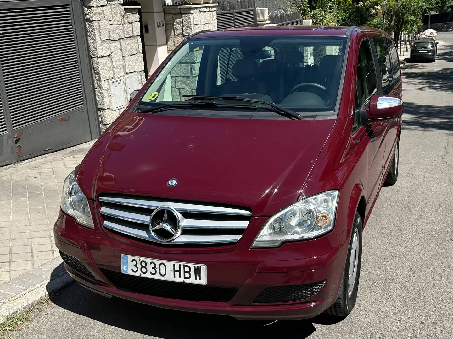 Mercedes-Benz Viano Viano 3.0CDI Ambiente Largo Aut. Ambiente Rojo - 2