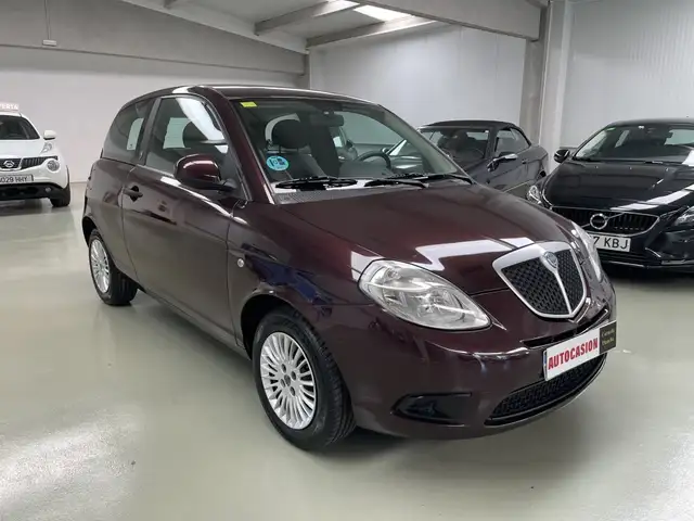 Lancia Ypsilon 1.2 8v Argento 69