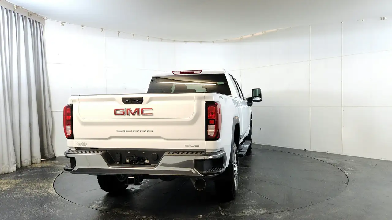 GMC Sierra 2500HD photo GMC Sierra 2500HD