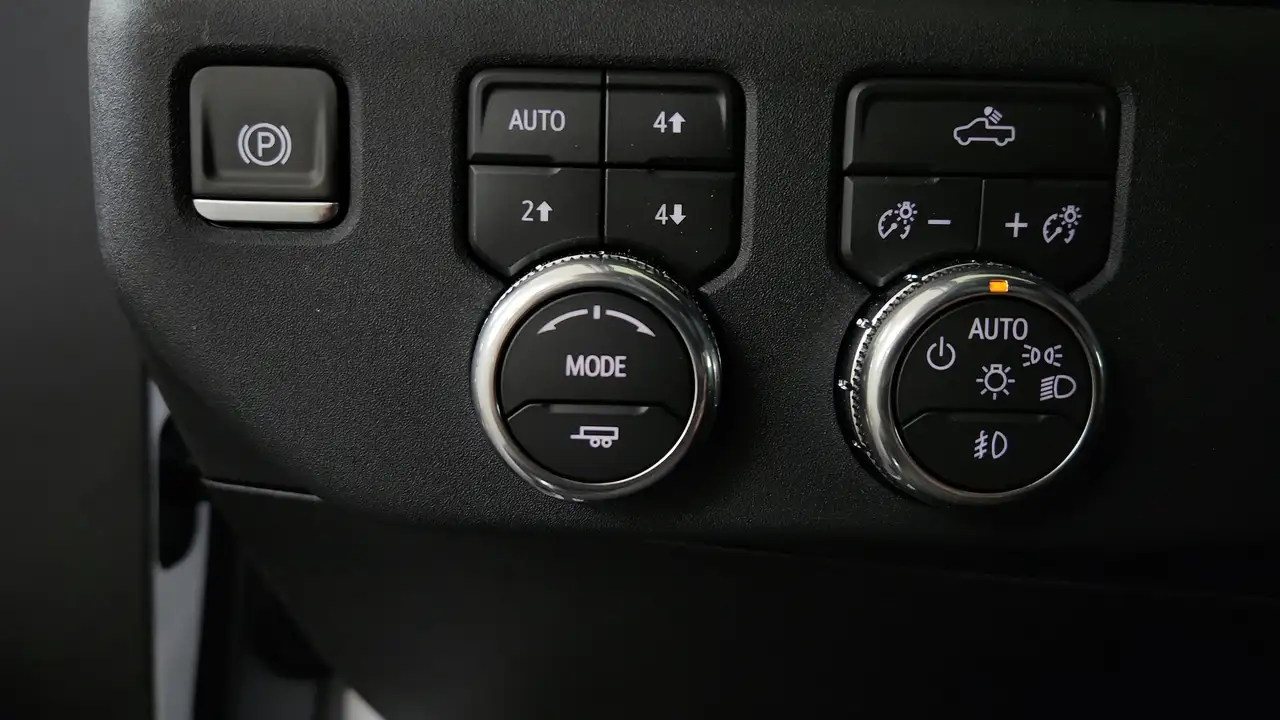 GMC Sierra 2500HD photo GMC Sierra 2500HD