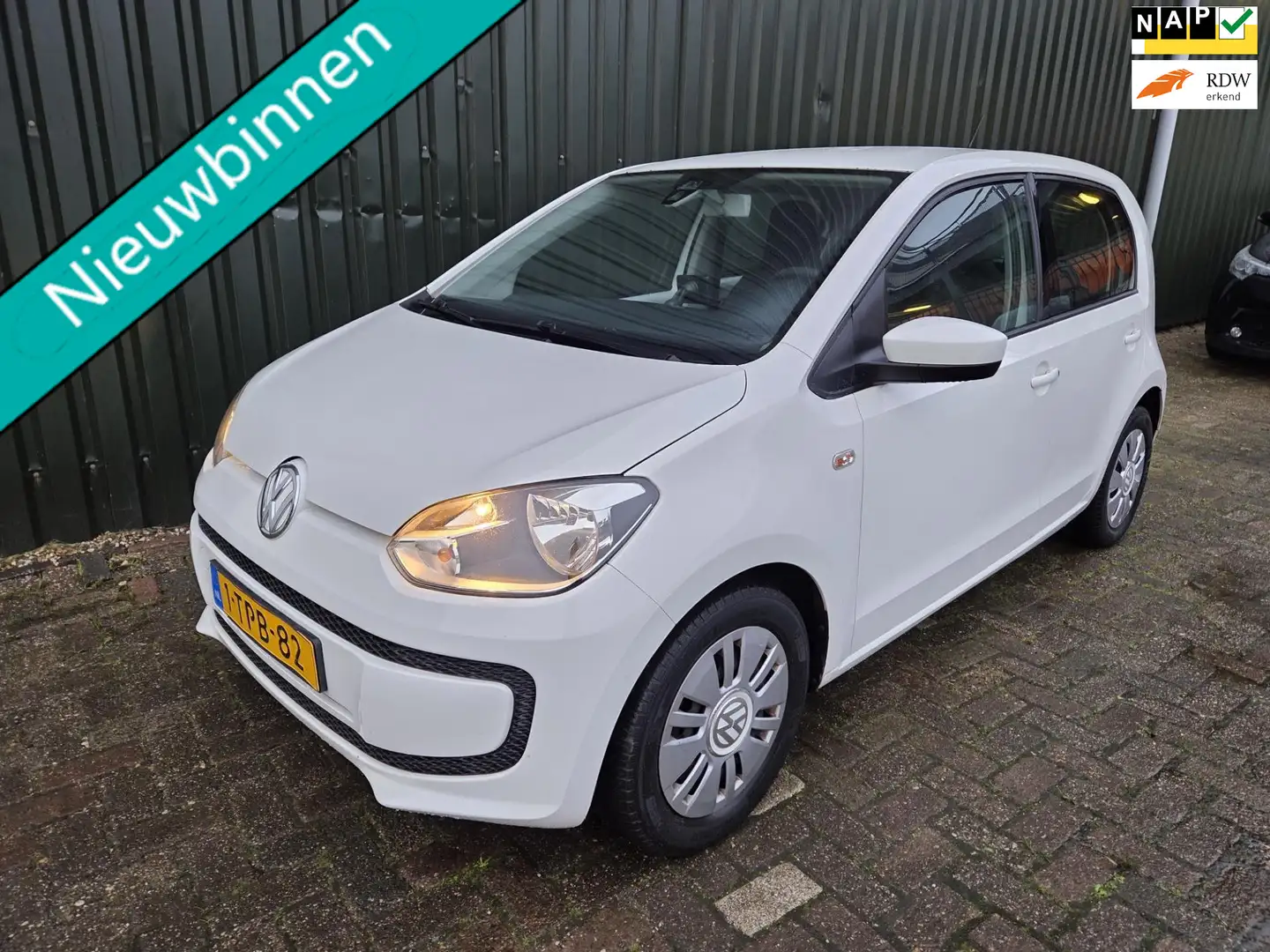 Volkswagen up! 1.0 move up! airco en navigatie Wit - 1