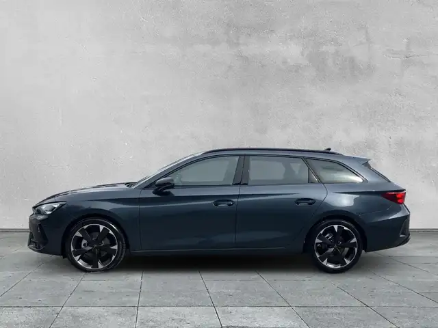 Cupra Leon view 2