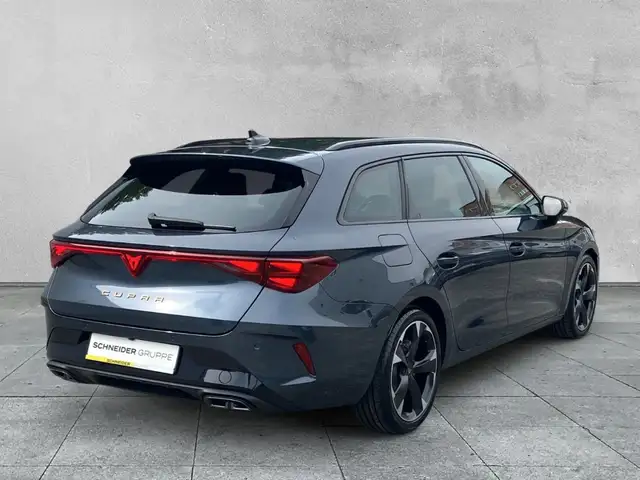 Cupra Leon view 5