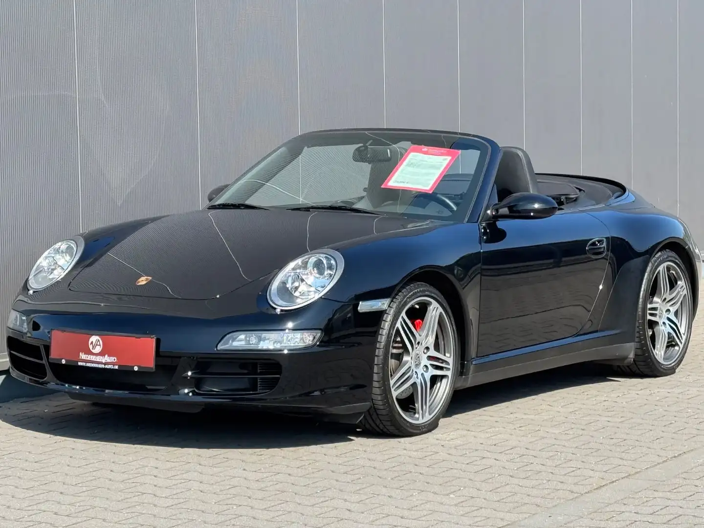 Porsche 911 Carrera 4S Cabrio 1.Hand BRD PZ-Shft 31000Km Noir - 1