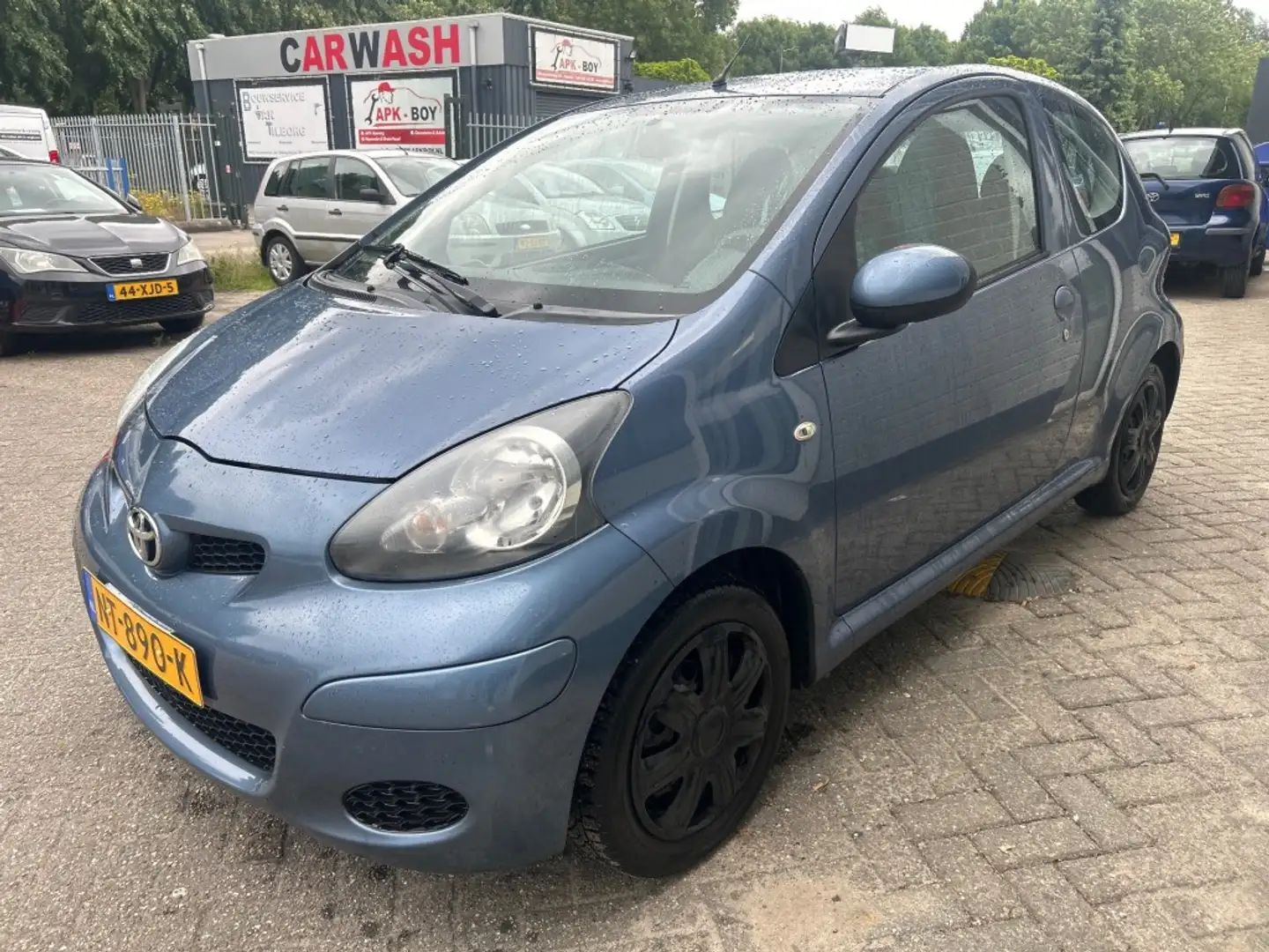 Toyota Aygo 1.0-12V Blauw - 2