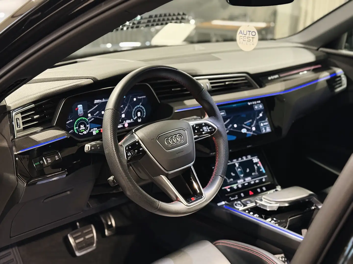 Audi Q8 e-tron 50 Quattro S-Line Full Black - Garantie Fekete - 2