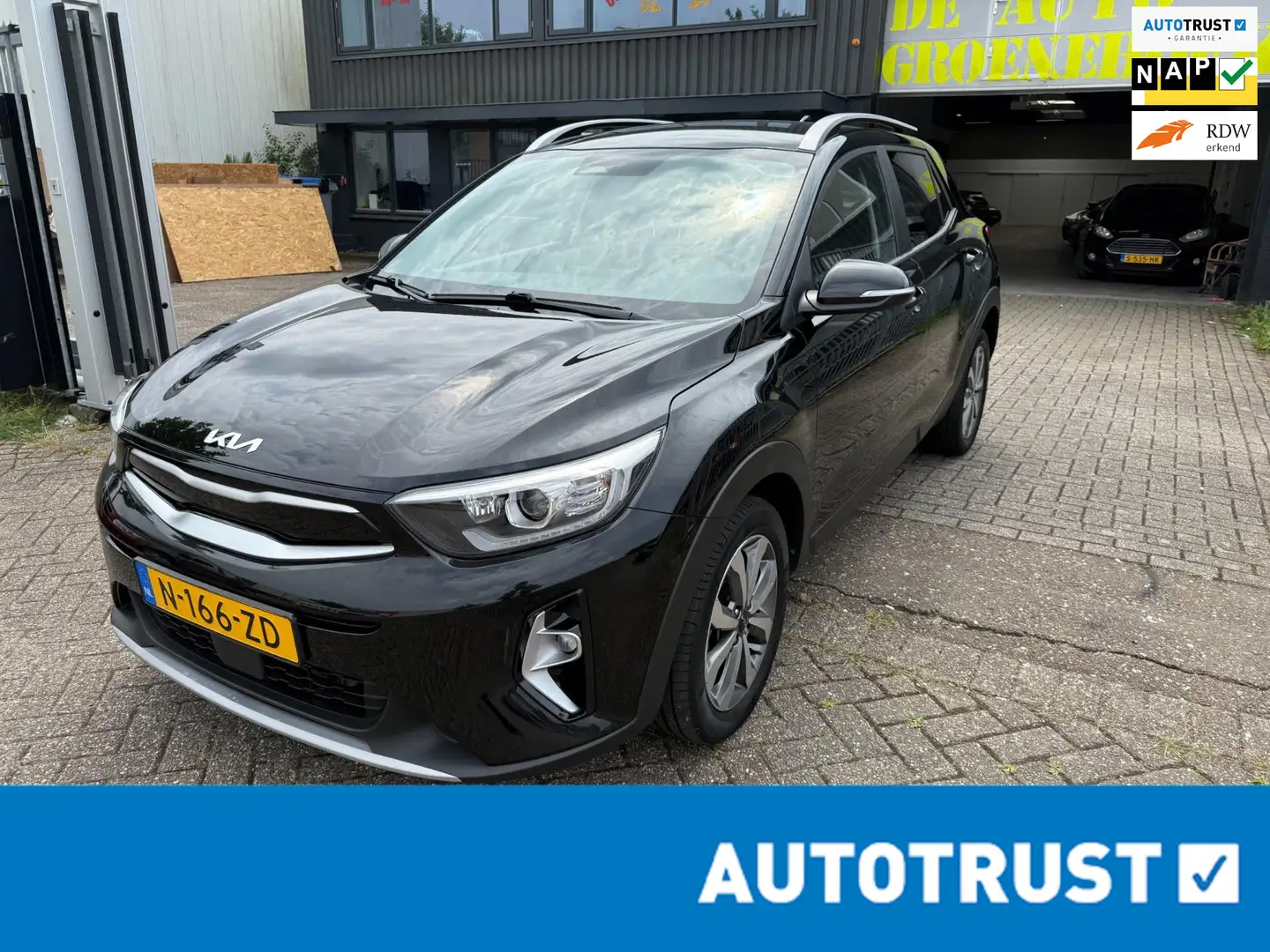 Kia Stonic 1.0 T-GDi MHEV DynamicPlusLine l Keyless Noir - 1