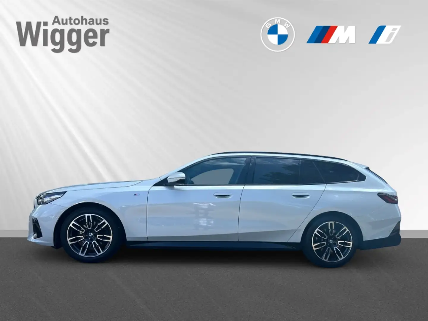 BMW 520 d M Sport touring/HUD/StandHZG/AHK/Panodach Blanco - 2