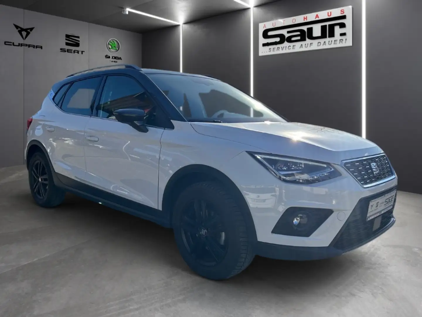 SEAT Arona Xcellence 1.0 TSI NAVI VOLL LED RÜCKFAHRKAMERA SHZ Weiß - 2
