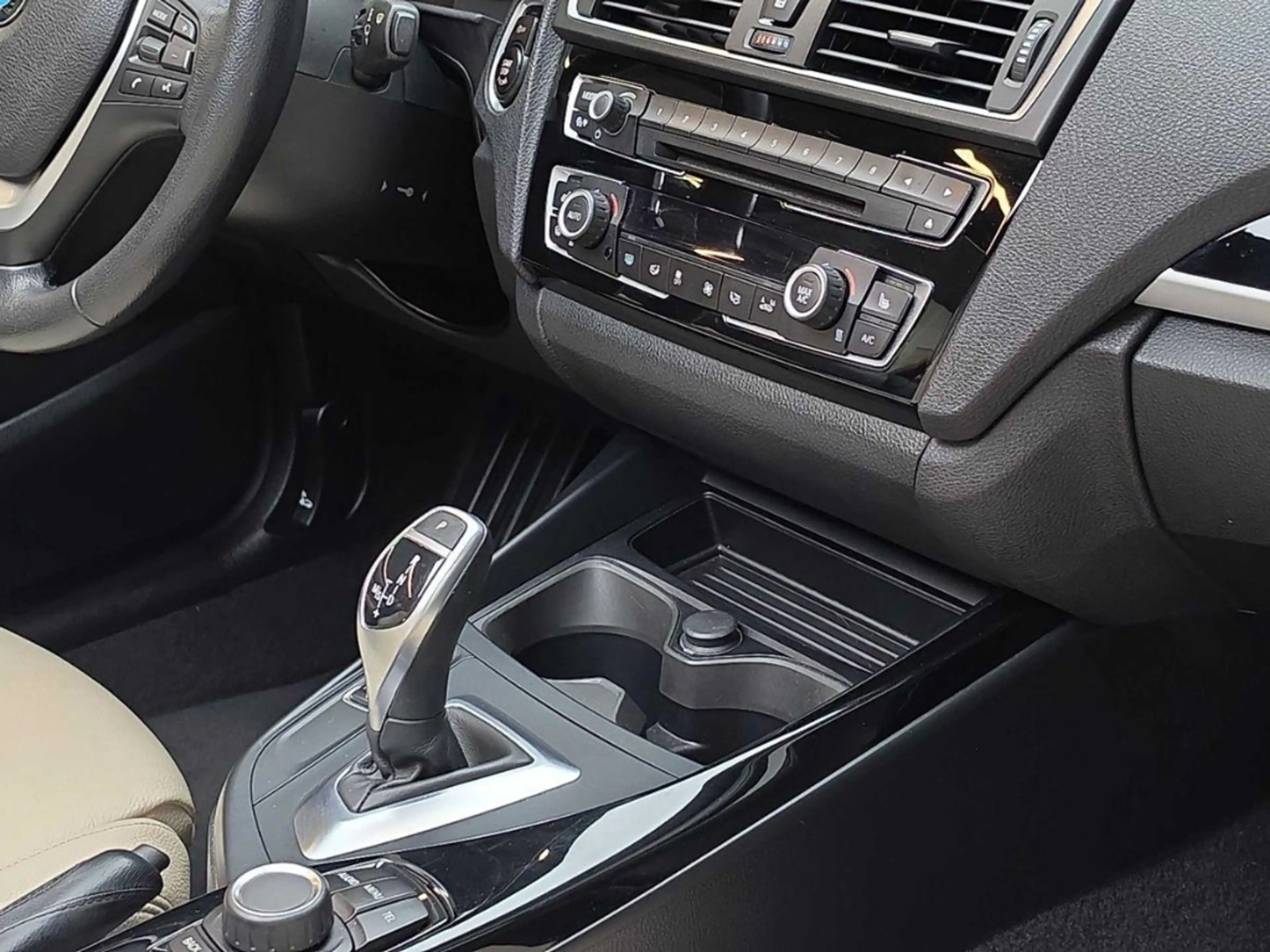 BMW 225 Cabrio 2.0 d Sport Line Schwarz/Beige Xenon — photo 12