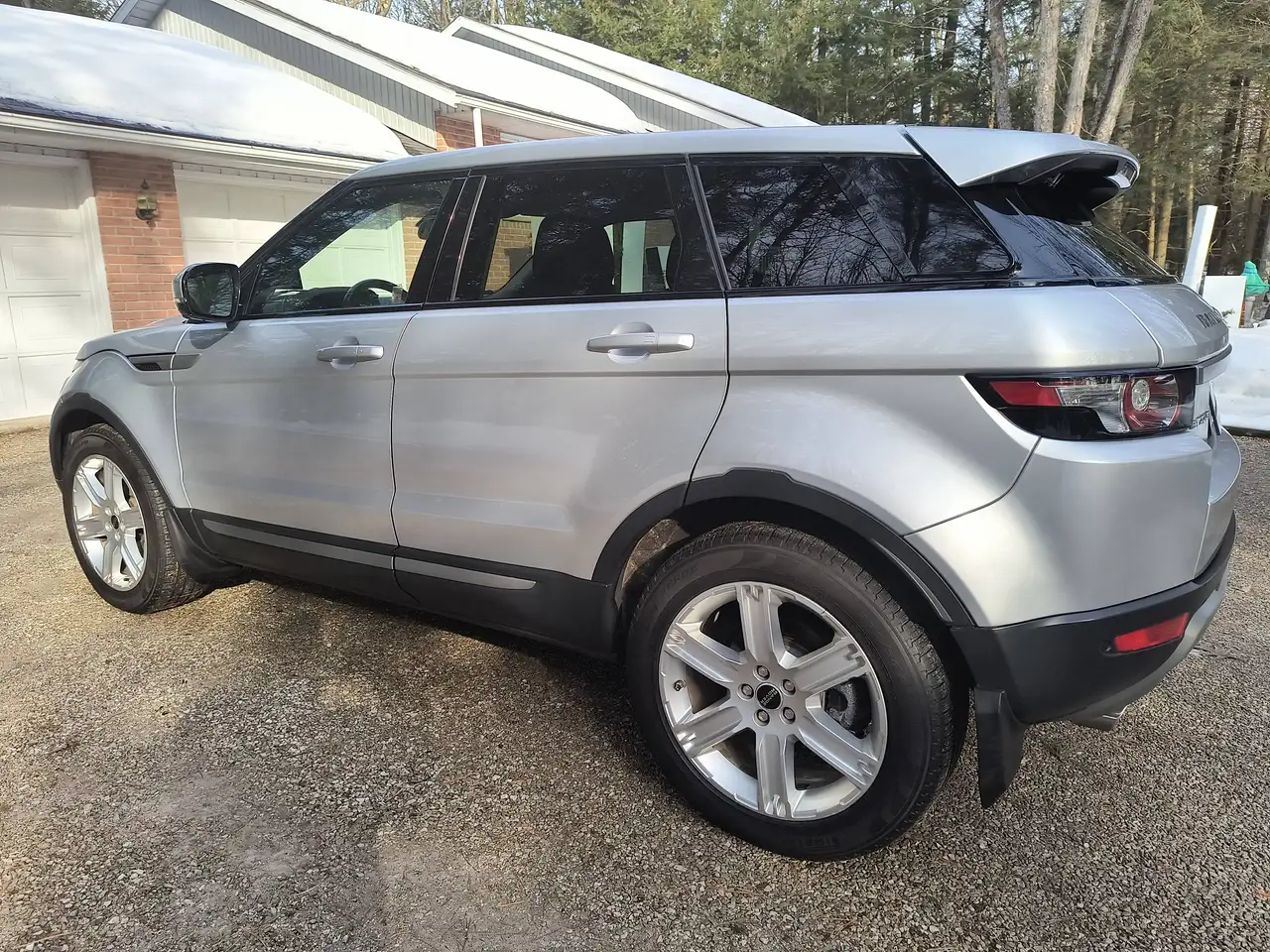 Land Rover Range Rover Evoque снимка Land Rover Range Rover Evoque