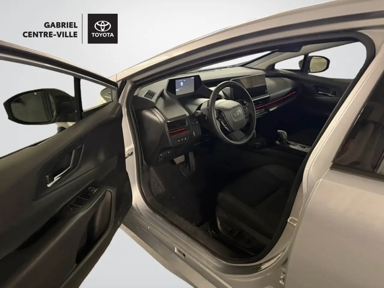 Toyota Prius Prime снимка Toyota Prius Prime