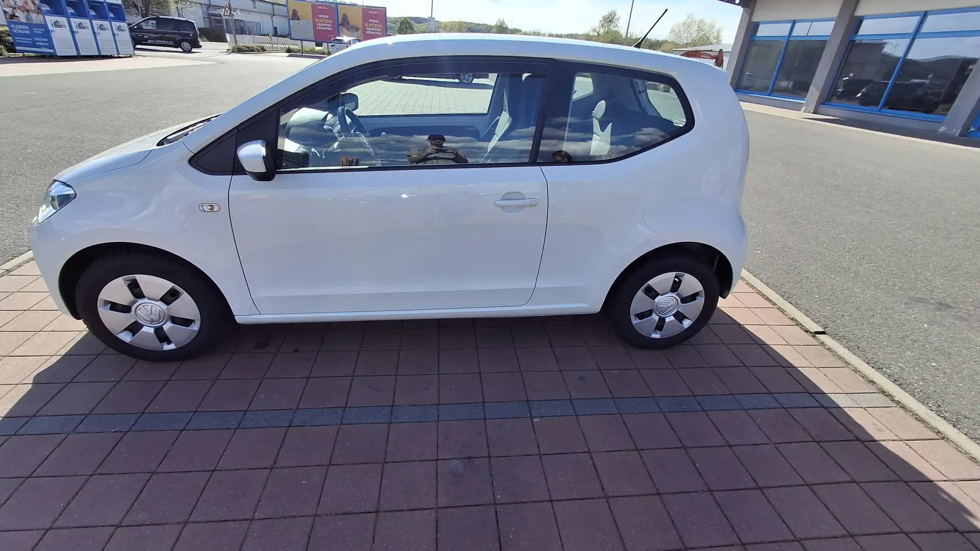 Volkswagen up! move - 2