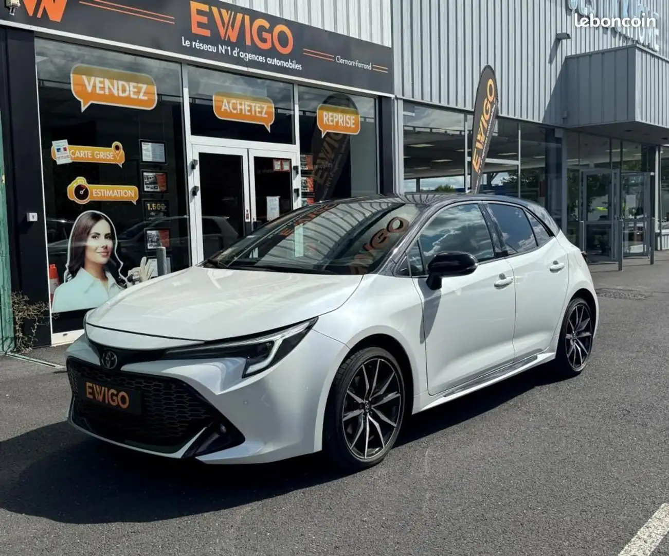 Toyota Corolla 2.0 196CH FULL-HYBRID GR-SPORT BVA PACK TECHNO Blanc - 1