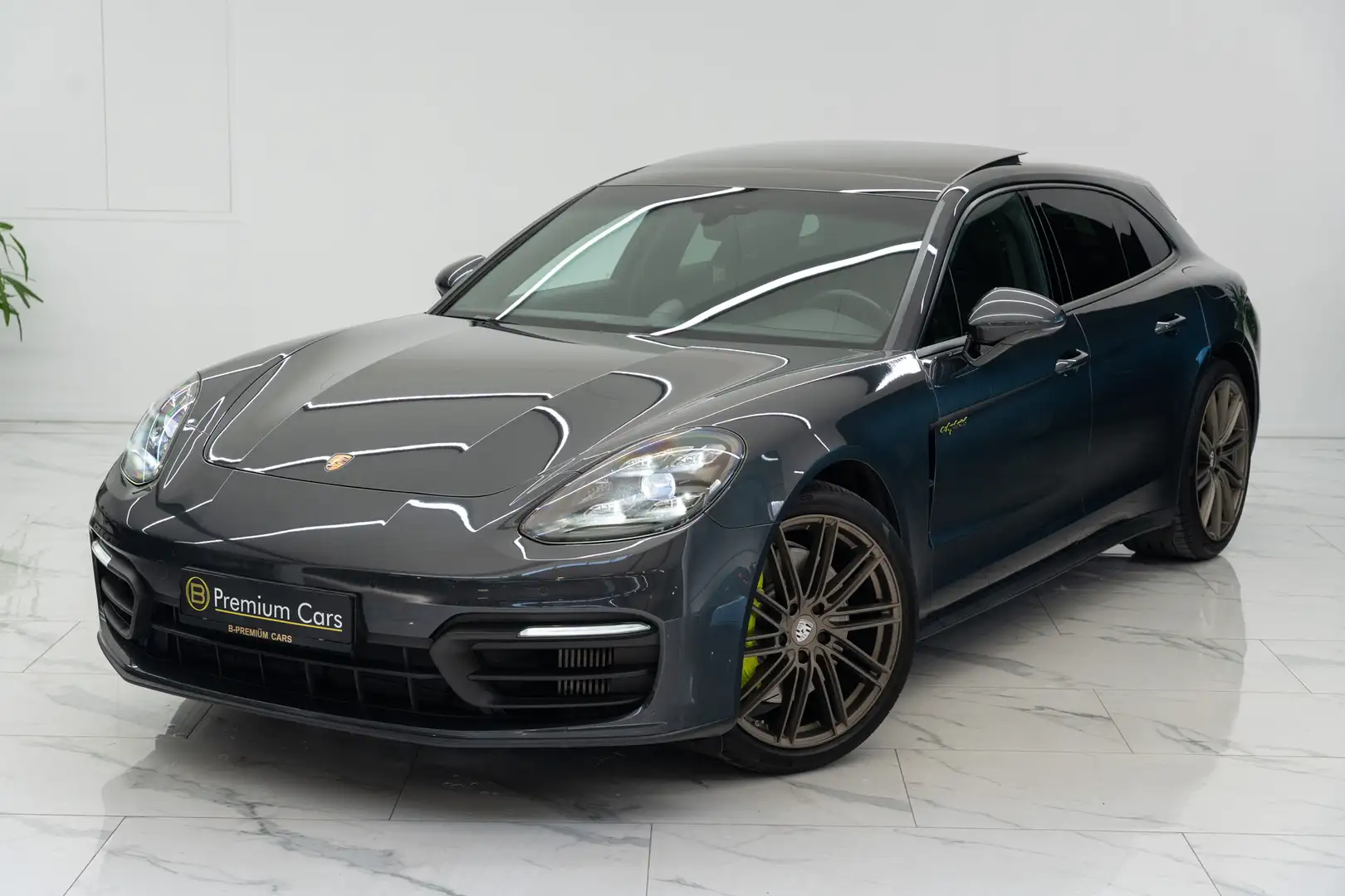 Porsche Panamera 4 E-hybrid Sport Turismo! Sport chrono design! Full options! Gris - 2