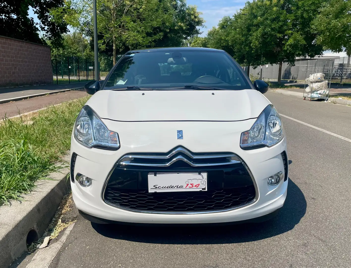 Citroen DS3 DS3 1.2 puretech (vti) So Chic 82cv NEOPATENTATI Bianco - 2