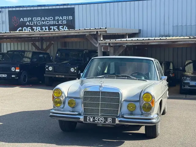 Mercedes-Benz 300 SEL 6.3 V8