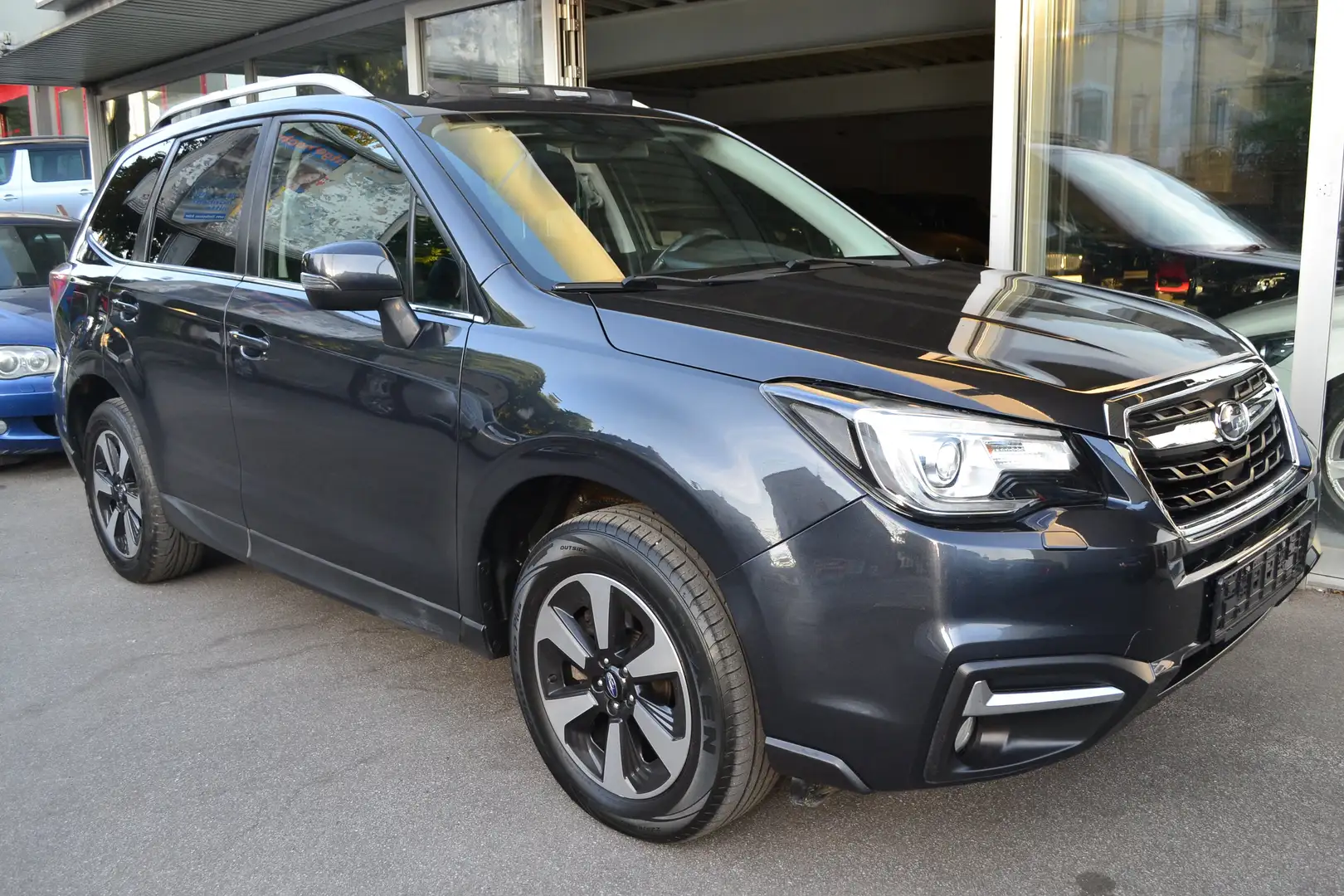 Subaru Forester 2.0 D *LED*LEDER*GLASDACH*KAMERA*NAVIGATION*AHK Šedá - 2
