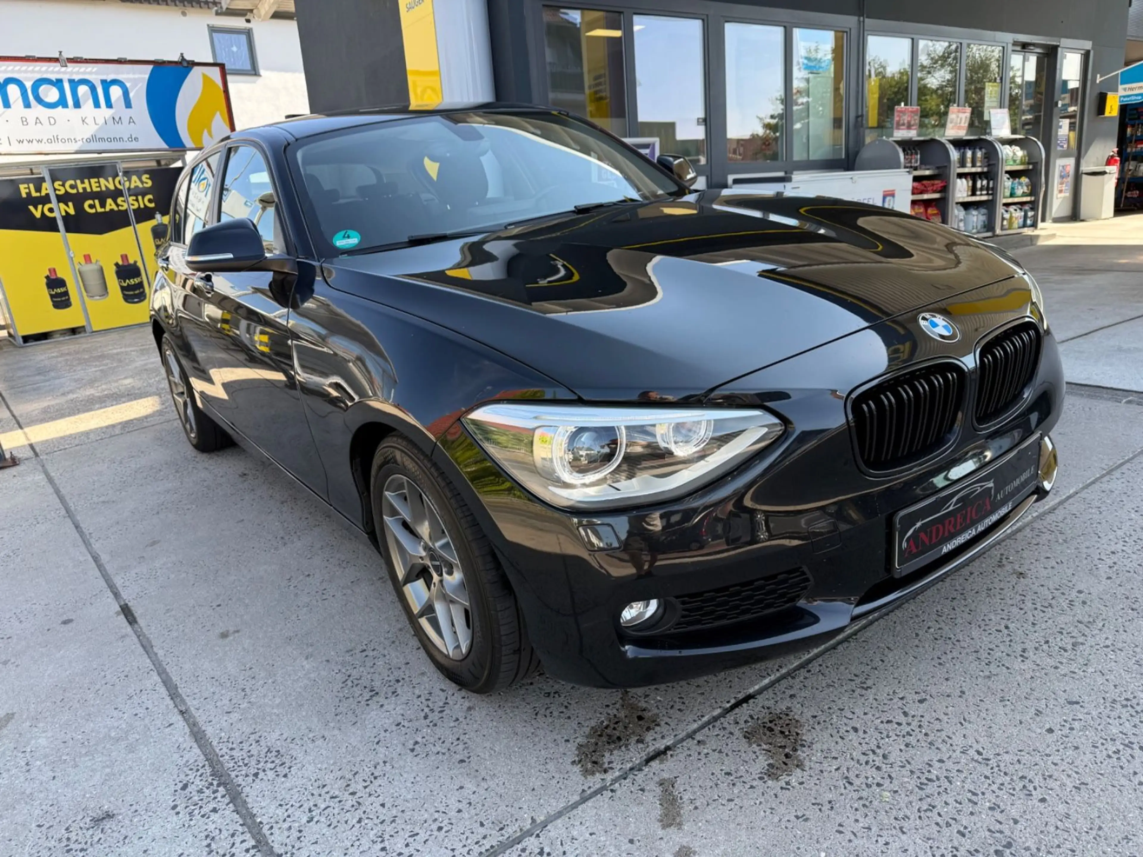 BMW 118 d / XENON/NAVI/PDC/SITZHEIZUNG — photo 2